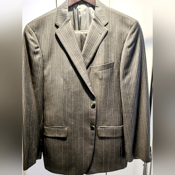 Joseph Abboud Collection Suit